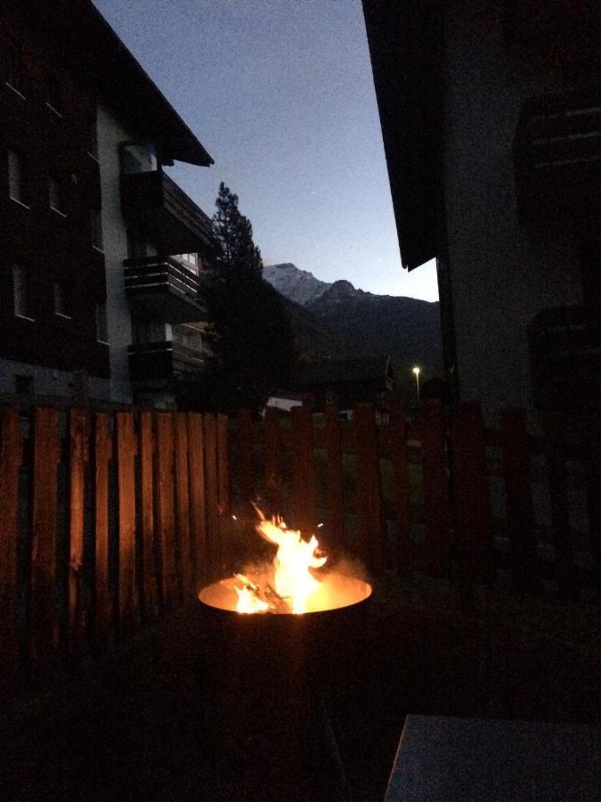 Haus Silberblick Anrig Apartamento Grächen Exterior foto